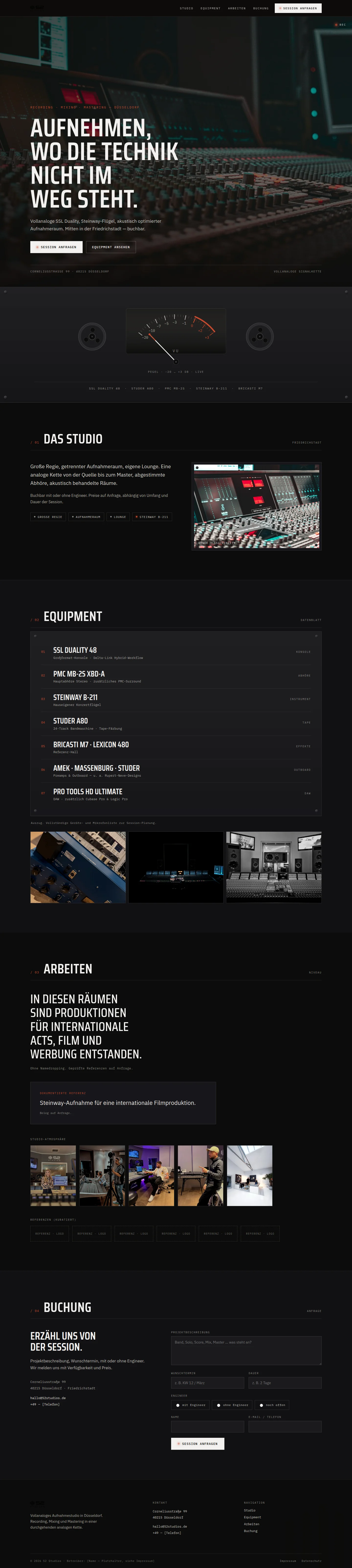 52 Studios Website-Entwurf 3 &mdash; Dunkel mit Foto, komplette Seite von der Startsektion &uuml;ber Studio-Beschreibung, Equipment-Tabelle und Foto-Strecke bis zum Buchungsformular, Webdesign von Emrach aus Aachen