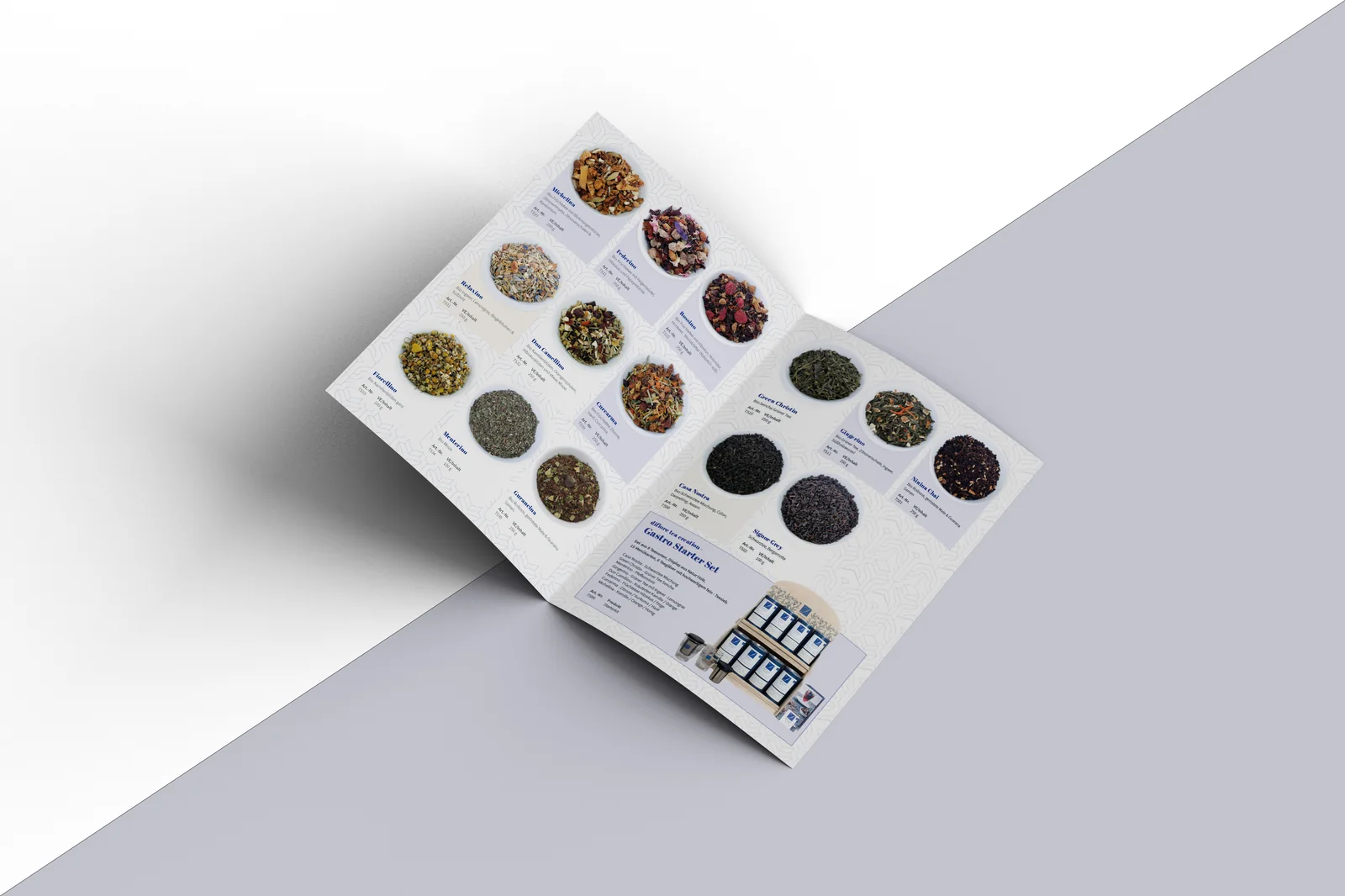 Innenseiten des neu gestalteten difiore-Tee-Flyers als gedrucktes Mockup — Editorial Design von Emrach aus Aachen