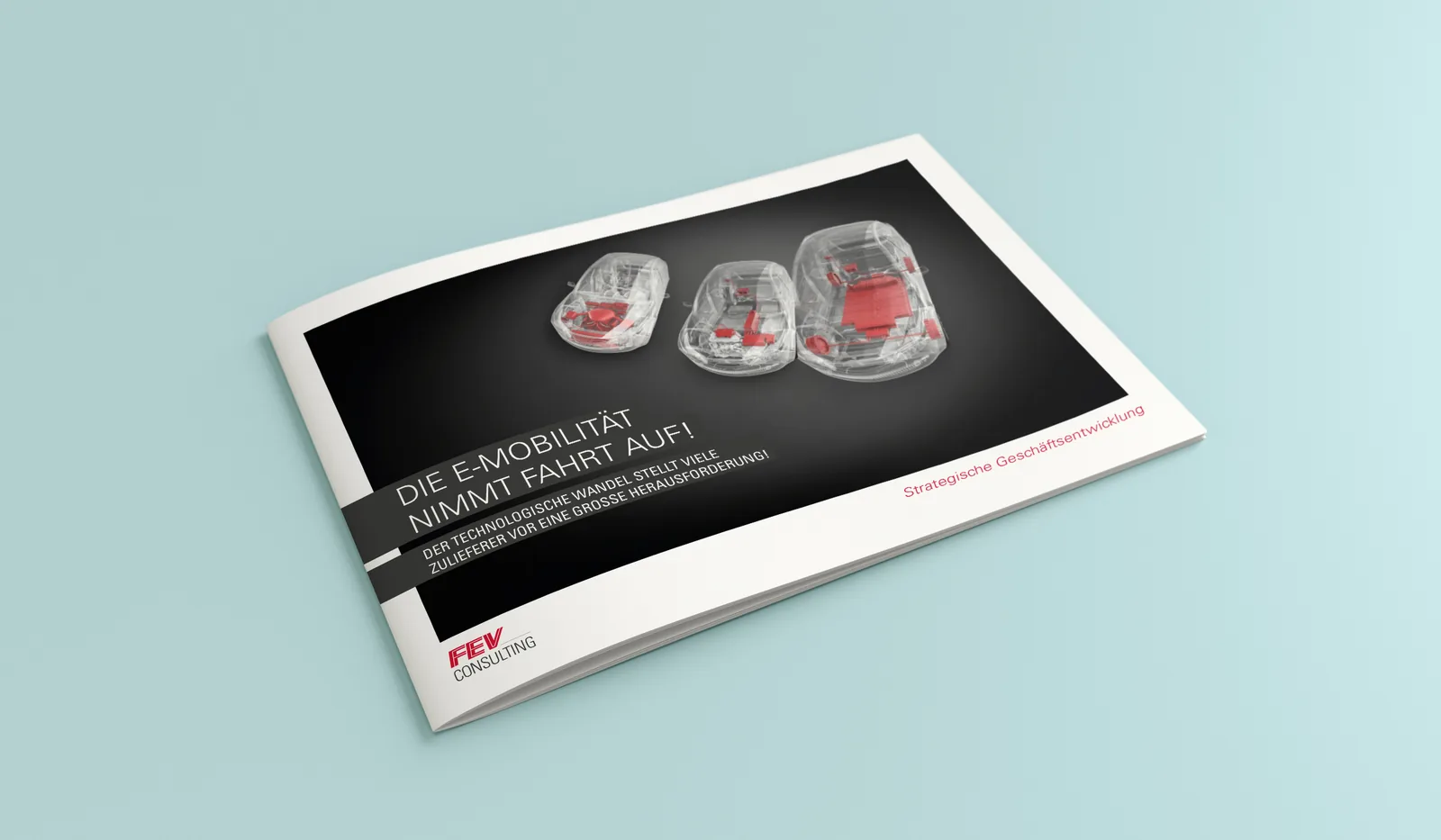 Broschüren-Titel Die E-Mobilität nimmt Fahrt auf mit Renderings von E-Antriebskomponenten — Broschüren-Design von Emrach aus Aachen