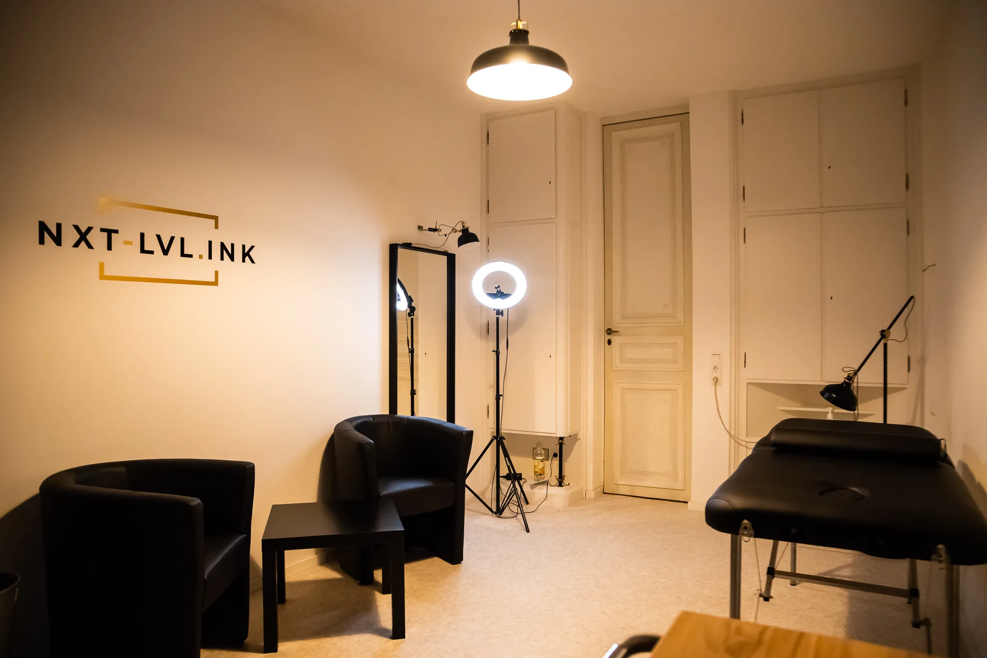Im Studio · NXT-LVL.INK Aachen — NXT-LVL.INK, Branding & Design von Emrach aus Aachen