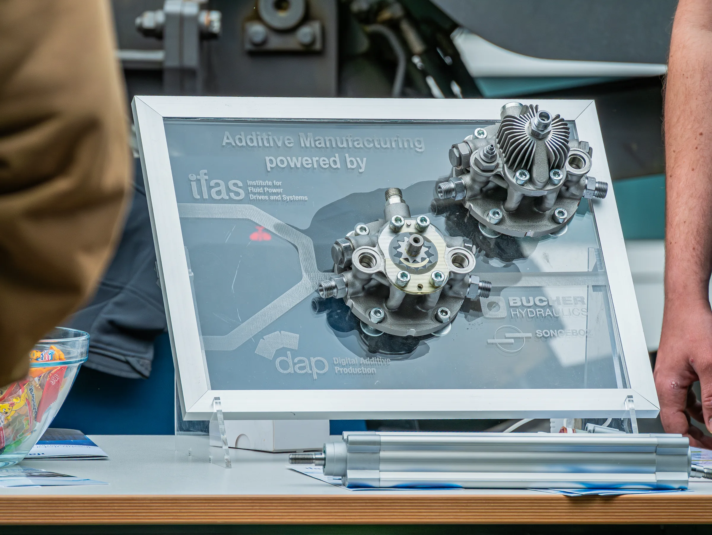 Exponat: Additive Fertigung beim Tag des Maschinenbaus 2025 an der RWTH Aachen — Event- und Reportagefotografie, Foto eoglou media design Aachen